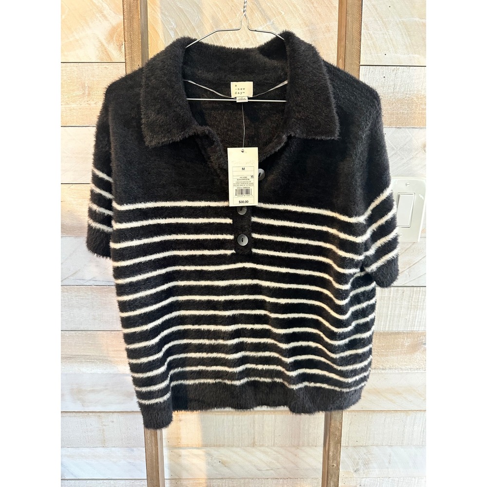 A New Day Black White Striped Eyelash Knit Polo Sweater Short Sleeve Medium NWT